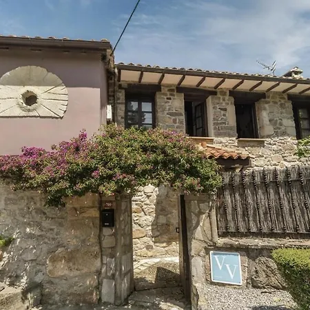 Salitre Decaravia Nyaraló